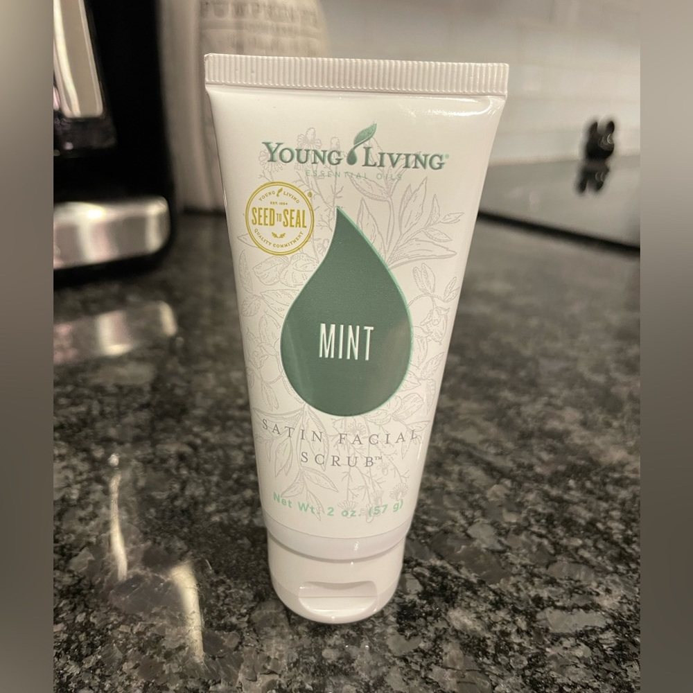 Young Living Satin Facial Scrub - Mint